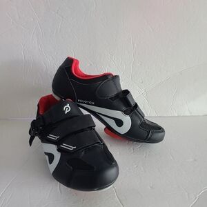 Peloton Women's  Cycling Shoes - Black and Red Sz.40(9)